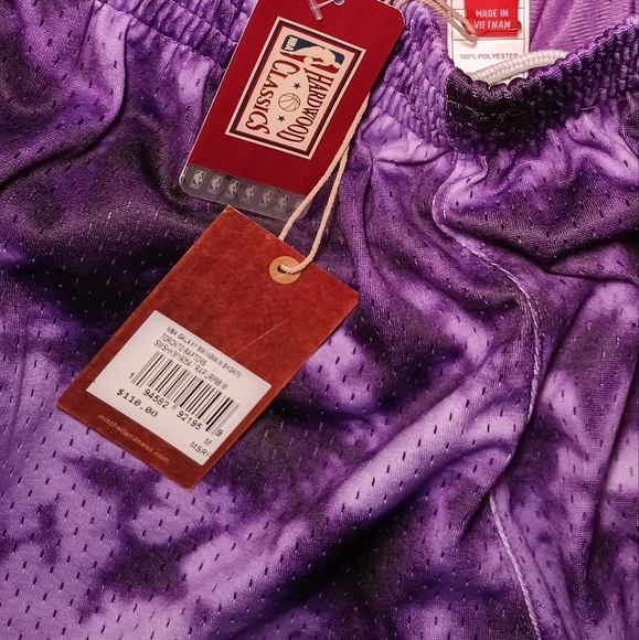 Mitchell & Ness Toronto Raptors Galaxy Reflective Swingman Mens Shorts - Picture 7 of 7